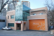 평택 첨단대로 사거리서 오토바이·승용차 충돌…30대 남성 중상