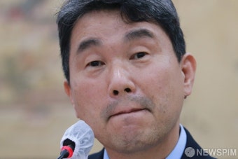 이주호 후보자, '답답하네'
