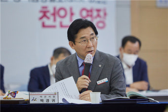 박상돈 천안시장·박경귀 아산시장, 선거법 위반혐의 '불구속 기소'