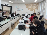 동해시보건소, 치매안심로봇 피오 10대 도입
