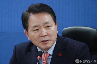 발언하는 성일종 국민의힘 정책위의장