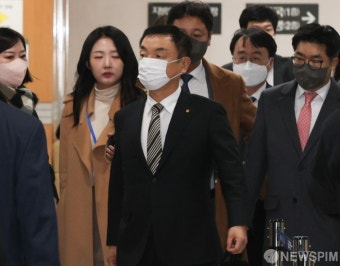김건희 특검팀, 권오수 전 도이치모터스 회장 소환 조사 중
