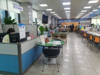 거창군 민원실 봄맞이 새단장...토지·건출물 대장 창구 일원화