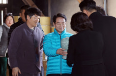 첫 겨울 축제 제51회 강진청자축제 개막...수많은 인파 몰려