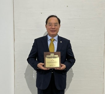 하윤수 부산교육감, 2023 대한민국 교육인물대상 수상