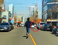 울산해경, 대낮 도심 속 추격전 끝 현행범 검거