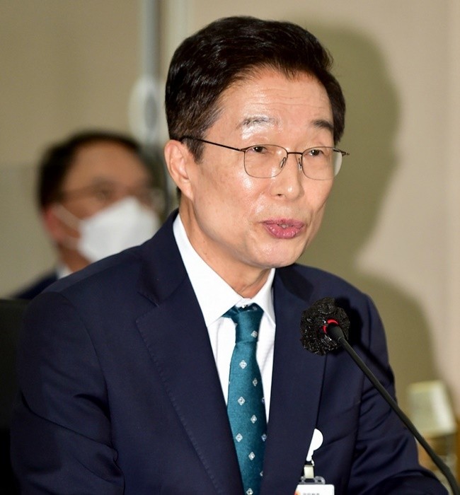 임종식 경북교육감에게 징역 2년 6개월 선고, 벌금 3500만원