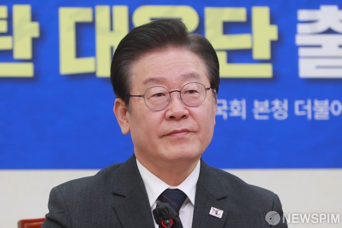 이재명 대표, 선거법 위반 혐의로 재판 받는다…위헌법률심판 제청 논란 지속