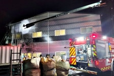 세종시 부강면 폴리에틸렌필름 공장 화재...1140만원 피해 추정