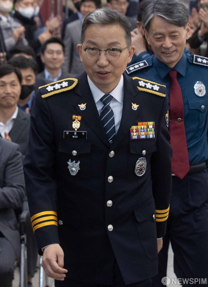 우종수 경찰청 국수본부장, 검찰 휴대전화 압수에 이례적이며 이해 어렵다