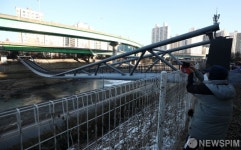 [단독] 설계 불안정·시공단계 결함 도림보도육교 붕괴 원인 총체적 부실