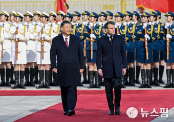 시진핑·마크롱 정상회담, 우크라 전쟁 구체적 해법은 없었다