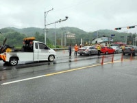 문경 호계교차로서 4중 추돌사고...8명 병원 이송