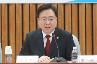 모두발언하는 조규홍 보건복지부 장관