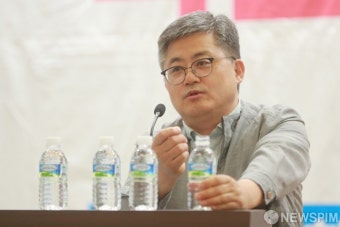 국민공감 강연 나선 함운경 전국 군산 횟집 네모선장 대표