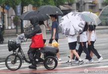 서울지하철 1호선 서울역∼금천구청역 20분 운행 중단 후 다시 재개