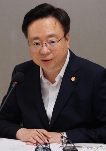 모두발언하는 조규홍 복지부 장관