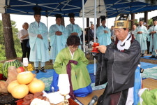 금산향교, 홍범식 군수 추모제향 봉행