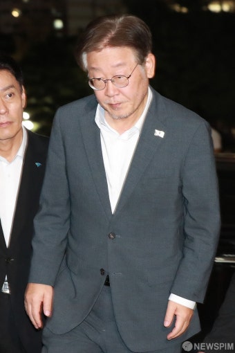 檢, 이재명 수사 2년…'대북송금' 등 기소시 총 5개 의혹 재판