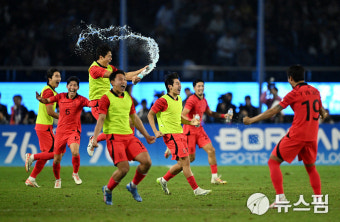 [항저우AG] 황선홍호, 한일전 우승…한국 축구, AG 3연패