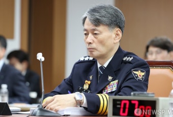 질의 경청하는 조지호 경찰청 차장