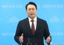 [정가+] 이준석·유승민계 영입 난항에 고심 깊은 인요한...전망도 회의적