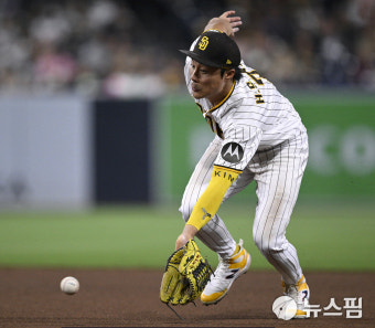 [MLB] '황금장갑' 김하성, '올해의 MLB 팀' 2루수 부문 후보
