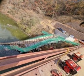 [종합] 경주 안계저수지 교량 공사현장서 상판 붕괴...8명 사상
