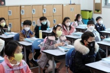 내년 초등 입학생 40만명 밑돌 듯...저출산 여파 교실 덮쳤다