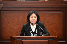 이미애 김해시의원 진영역사공원 야외 예식 허가와 지원해야