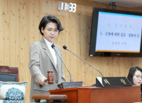 김보미 강진군의회 의장 불신임 결의안 발의