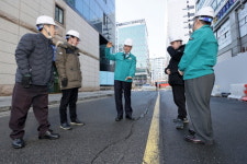 이동환 고양시장, 일산동구 이면도로 균열현장 긴급점검
