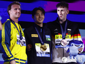 김우민, 세계수영선수권 자유형 400ｍ 金…파리올림픽 '기대'