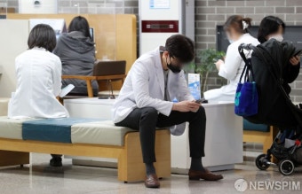 '빅5' 전공의 19일까지 전원 사직...의료대란 우려