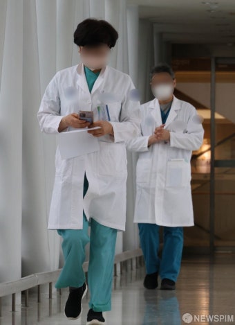 전공의 이탈 3일차에 바빠진 의료진들