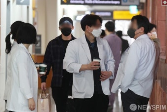 2주차 접어든 '증원 반대' 전공의 집단 사직