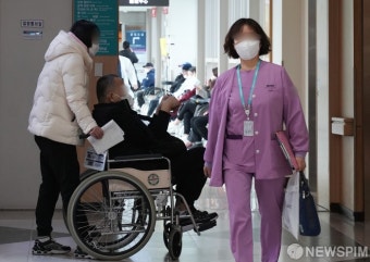정부, 전공의에 대화 제안