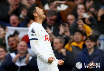 [EPL] 손흥민 13호골... 최우수선수 뽑히고  최고 평점까지