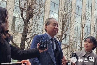 주수호 의협 언론홍보위원장 경찰 출석 