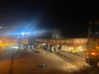 광주대구고속도로 거창휴게소 인근서 화물차 간 추돌…1명 사망