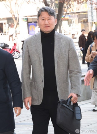김창수 전의교협 회장 '의대 증원' 집행정지 심문 출석