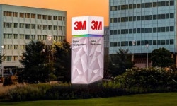 [GAM] 3M CEO 교체 ② 솔벤텀 분사 후 64년 증액한 배당금 삭감할까