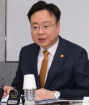 인사말하는 조규홍 보건복지부 장관