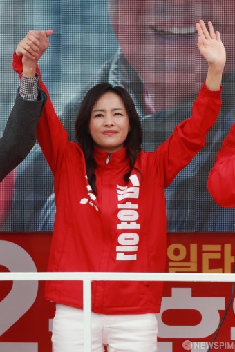 지지 호소나선 김효은 국민의힘 오산시 국회의원 후보