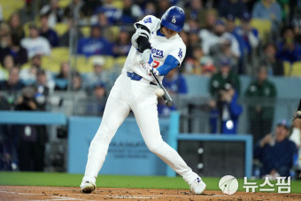 [MLB] 김하성, 야마모토 상대 시즌 2호 '쾅'…오타니는 175홈런 타이