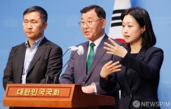 발언하는 김상균 위원장