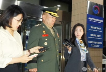 공수처, '채상병 사건' 김계환 사령관 14시간 조사