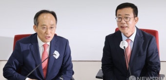 홍철호 대통령비서실 정무수석 만난 추경호 원내대표