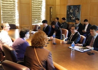 김동연 경기지사, 워싱턴대 총장 만나 청년 사업 등 협력 증진 방안 논의