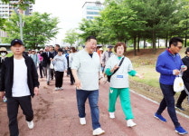 파주시 운정3동 소리천 힐링 걷기대회 큰호응